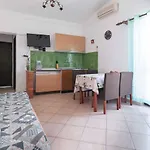 7 * Kukljica